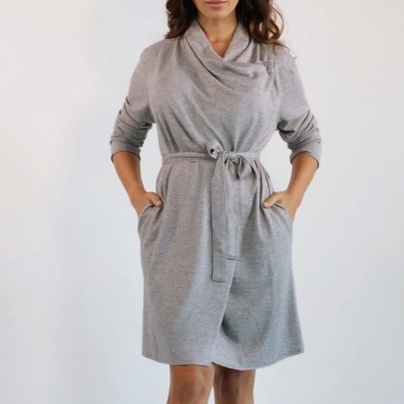 Gray Women's Robe - Picture 12 of 16